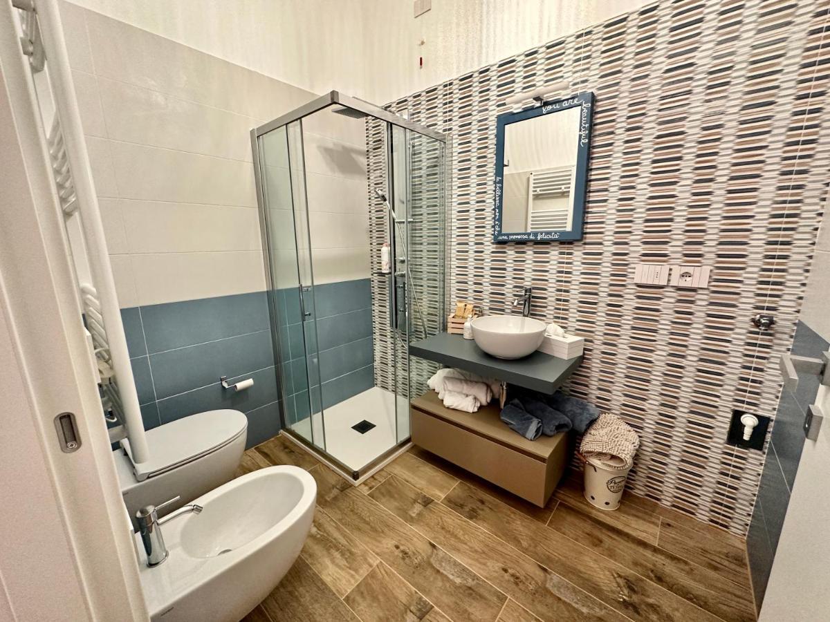 Bed Art Relaxing Suite - Appartamento Con Sauna Happiness Suite Gallery San Benedetto del Tronto Ngoại thất bức ảnh